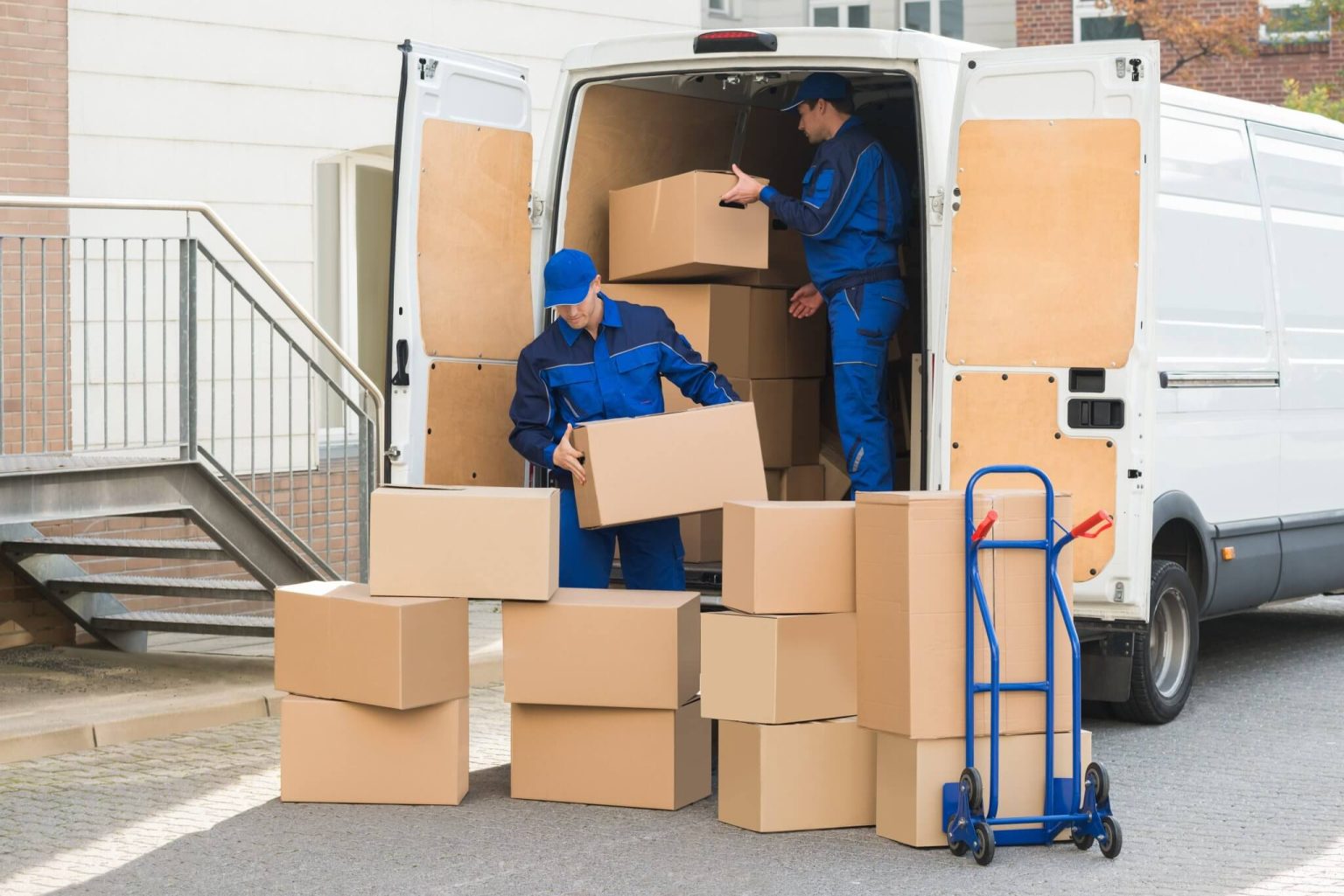 أوناش ومعدات موفينتو لرفع ونقل الأثاث